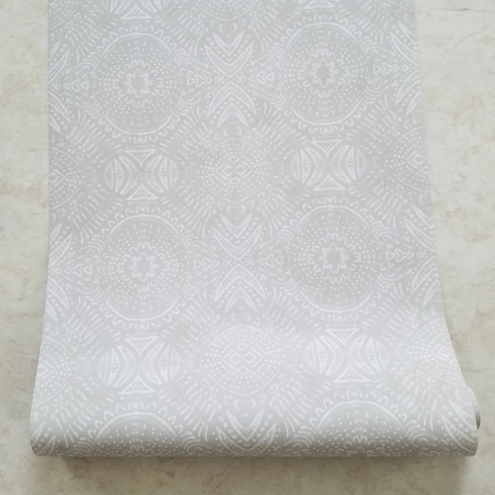 Wallpaper Java Light Gray Medallion Farmhouse Boho